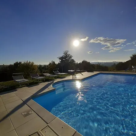 Confinedeisanti Bed & Breakfast 3*