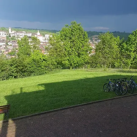 Confinedeisanti Отель типа 