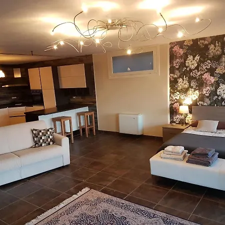 Confinedeisanti 3* Moriondo Torinese