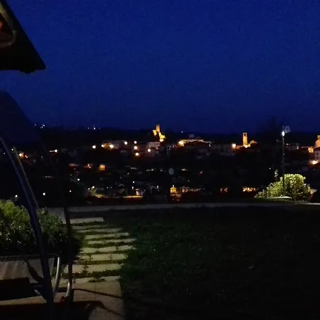 Confinedeisanti Nocleg ze śniadaniem 3*