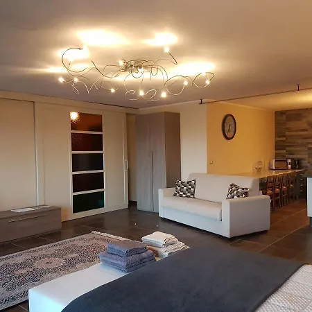 Confinedeisanti 3*