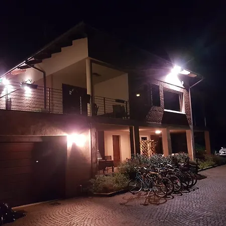 Confinedeisanti Отель типа 