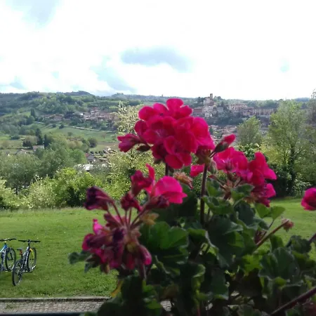Confinedeisanti Bed & Breakfast 3*